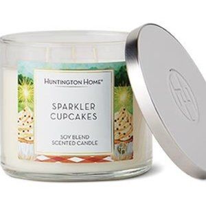 HUNTINGTON HOME SPARKLER CUPCAKES SOY BLEND SCENTED LARGE CANDLE